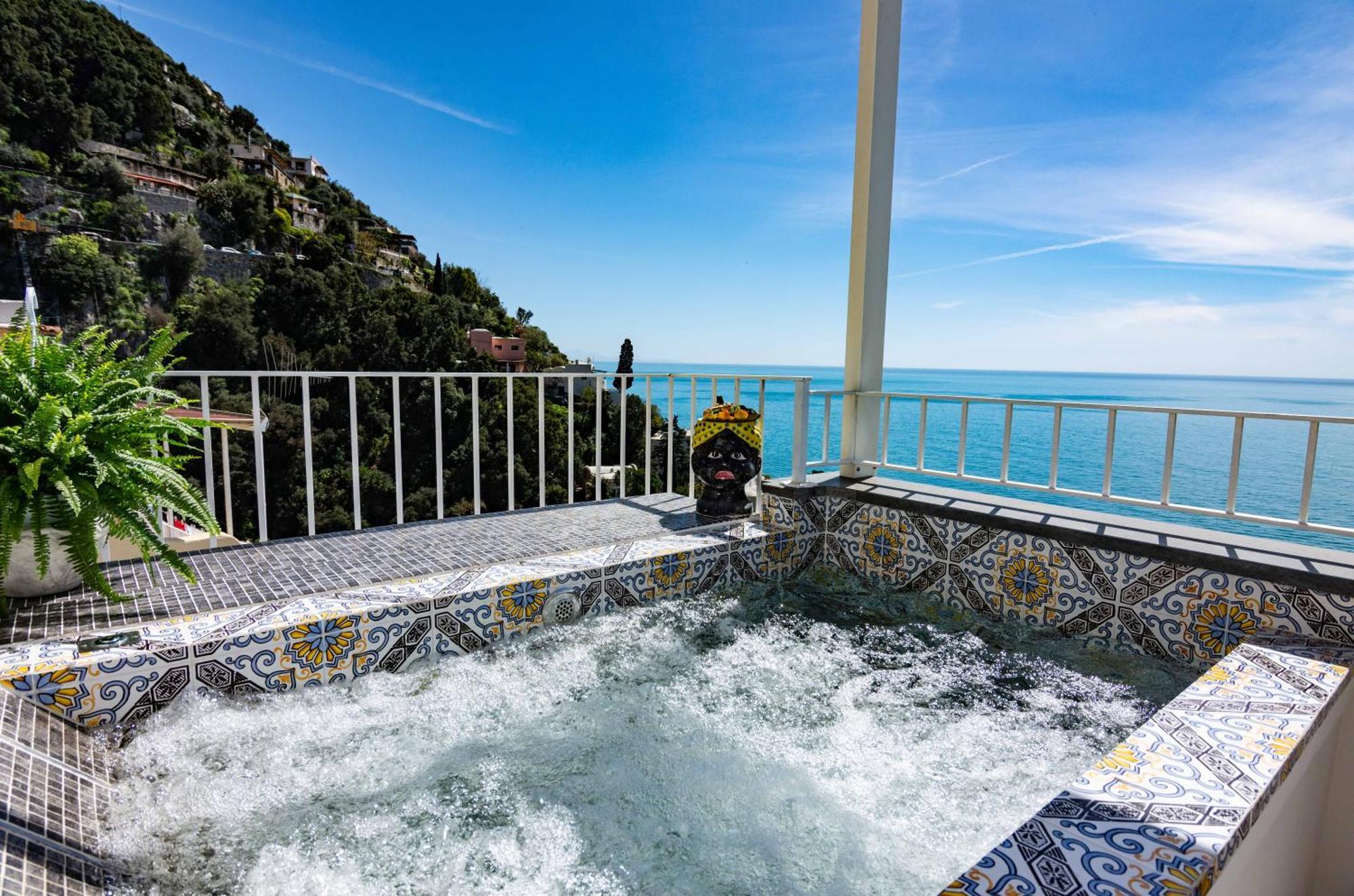 Villa Pietra Santa โปซิตาโน ภายนอก รูปภาพ
