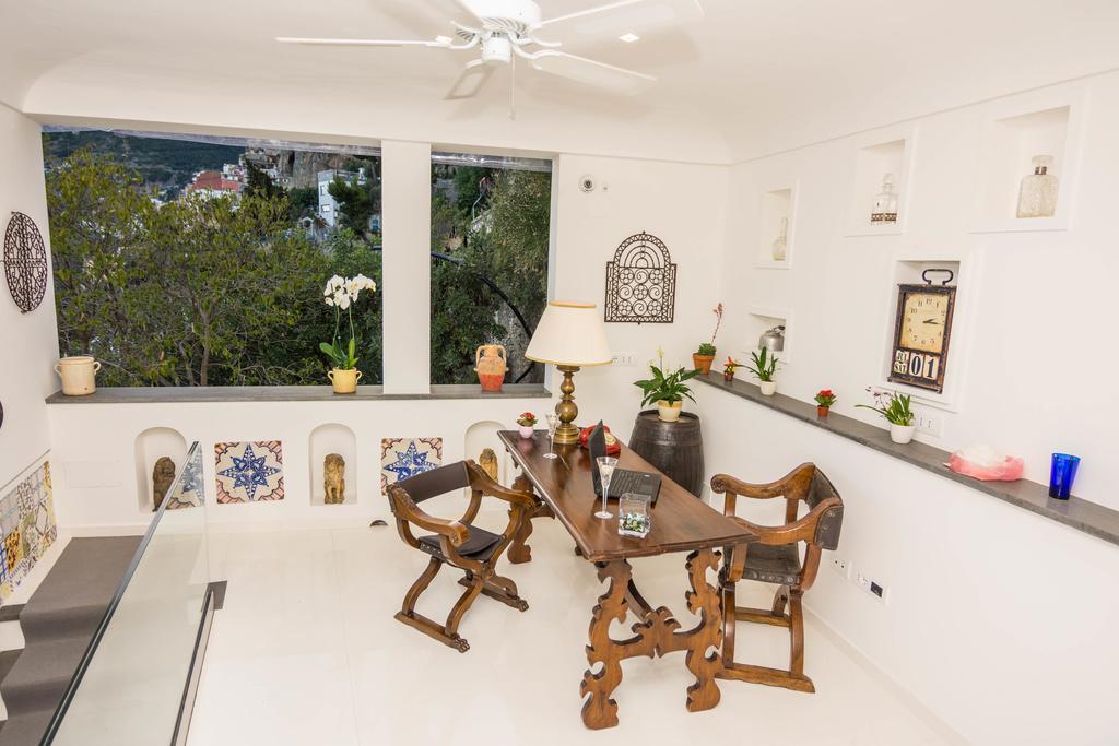 Villa Pietra Santa โปซิตาโน ภายนอก รูปภาพ